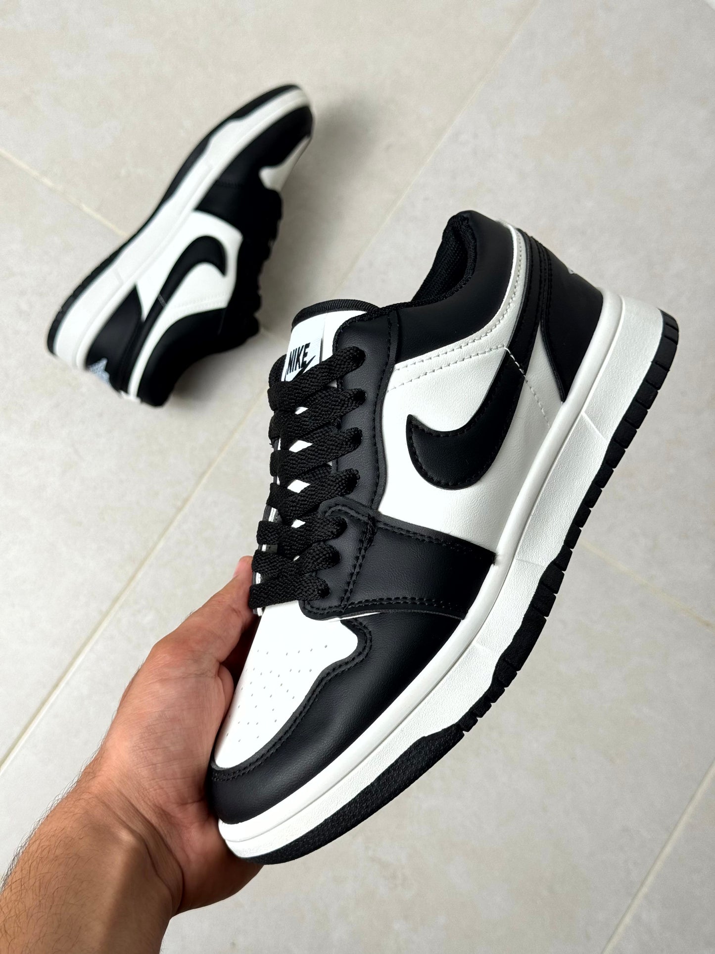 Nike dunk low panda