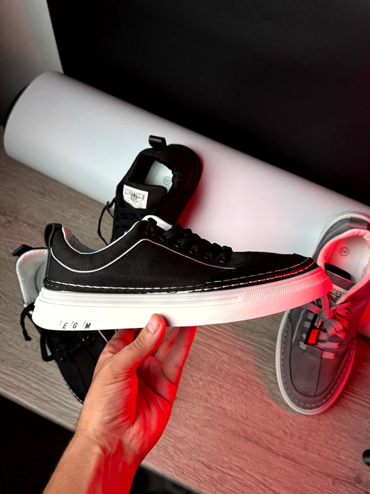 New sneakers fashion black white