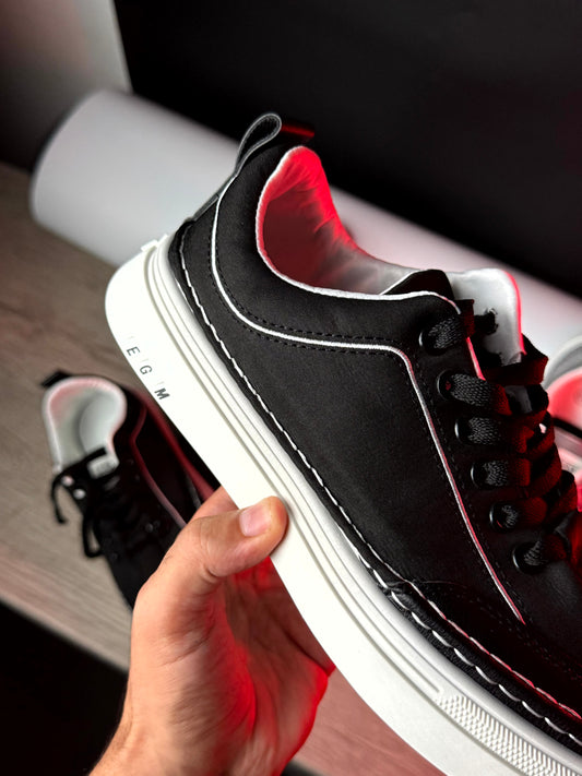 New sneakers fashion black white