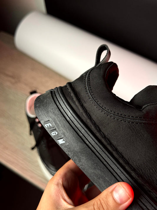 New sneakers fashion black black