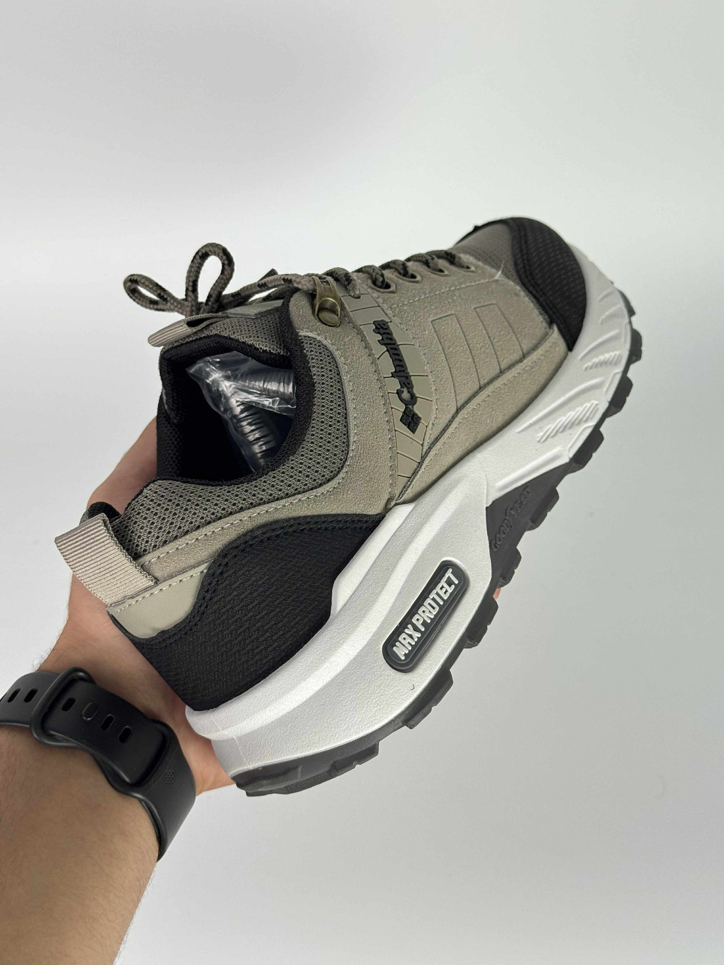 columbia max protect beige