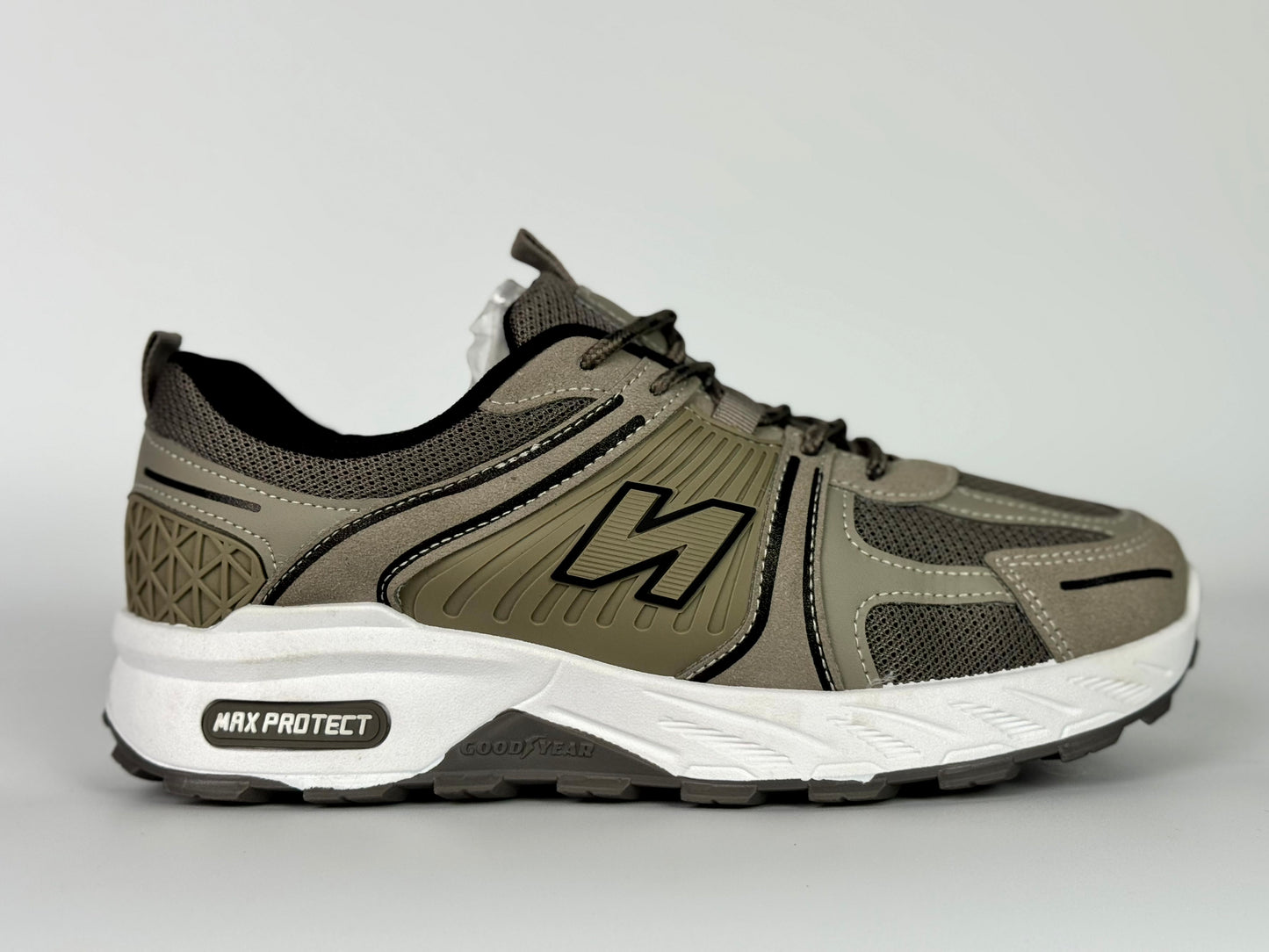 New balance max protect beige