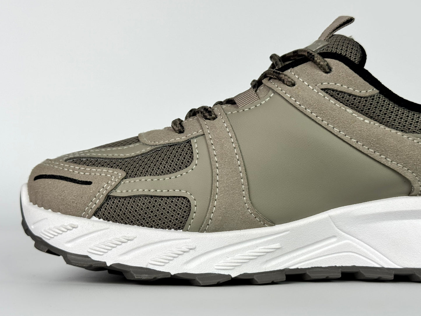 New balance max protect beige