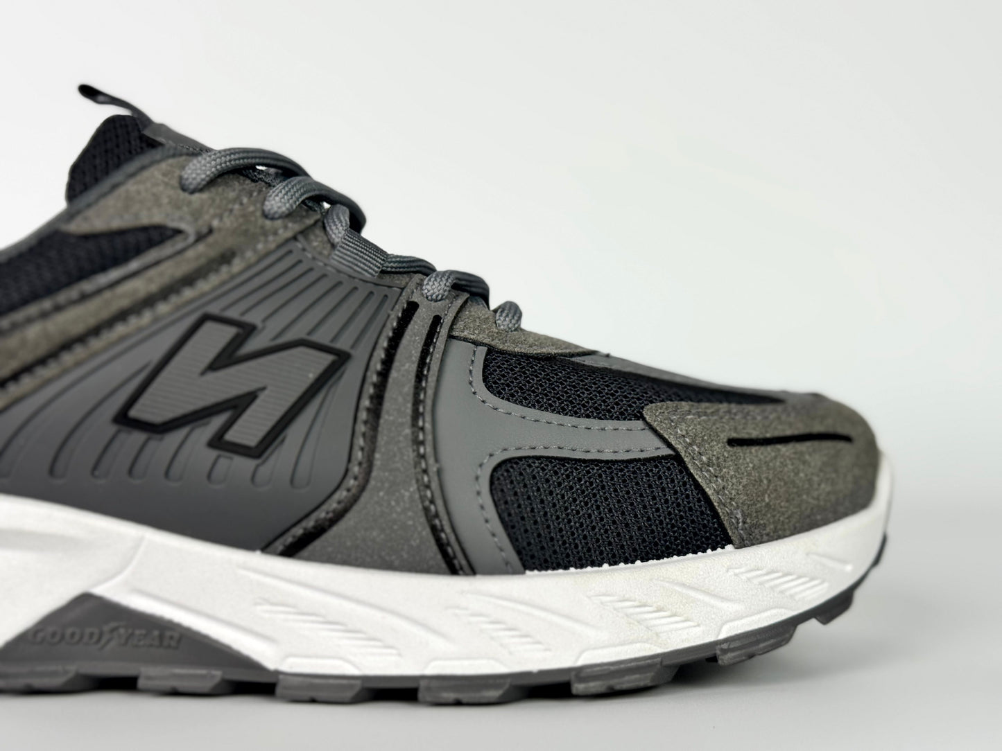 New balance max protect grise