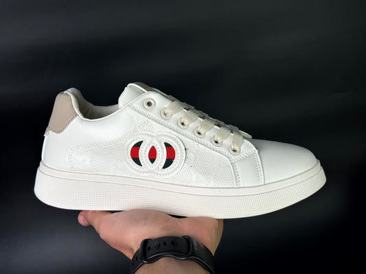 sneakes gucci beige clair