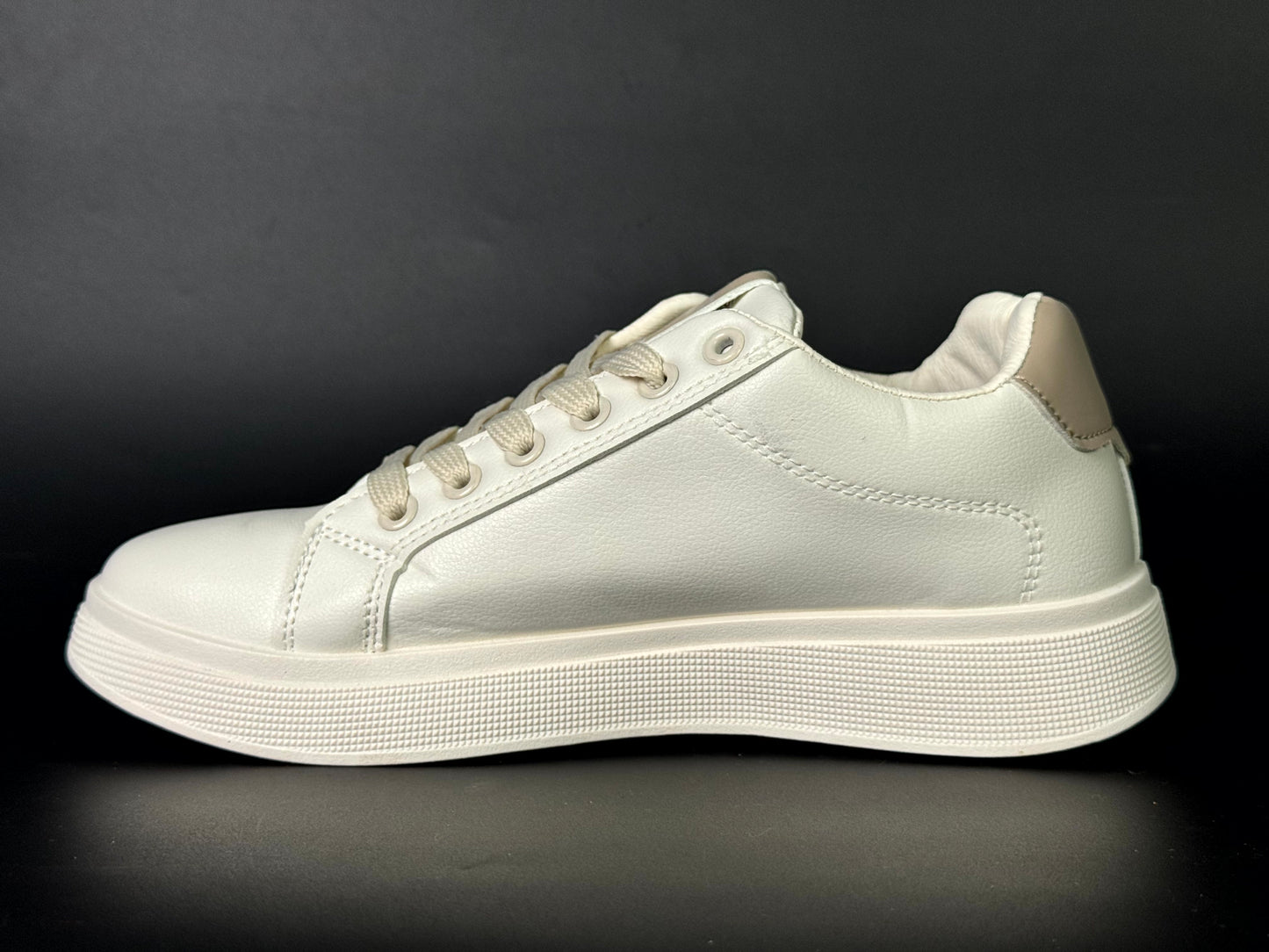 sneakes gucci beige clair