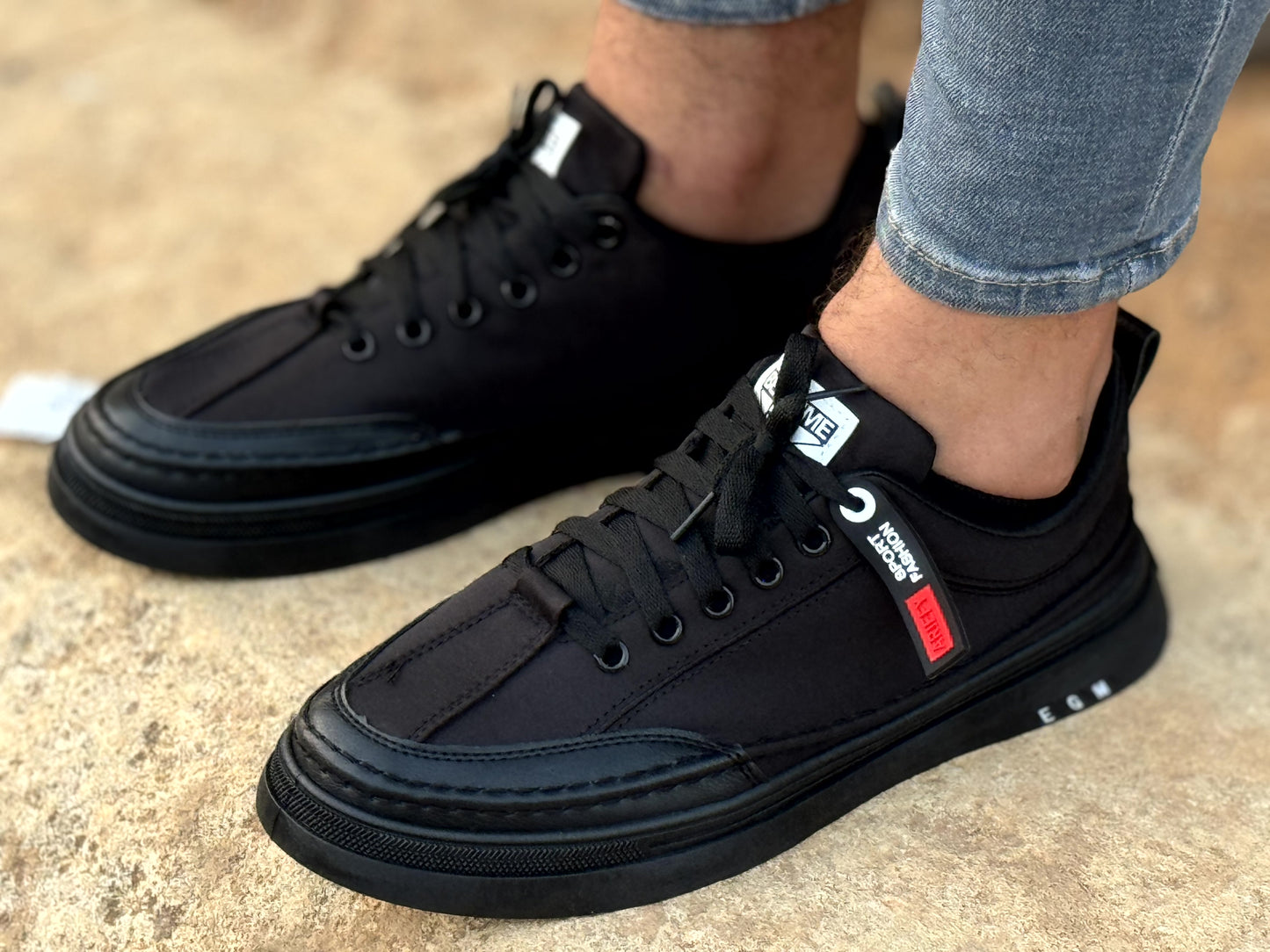 New sneakers fashion black black