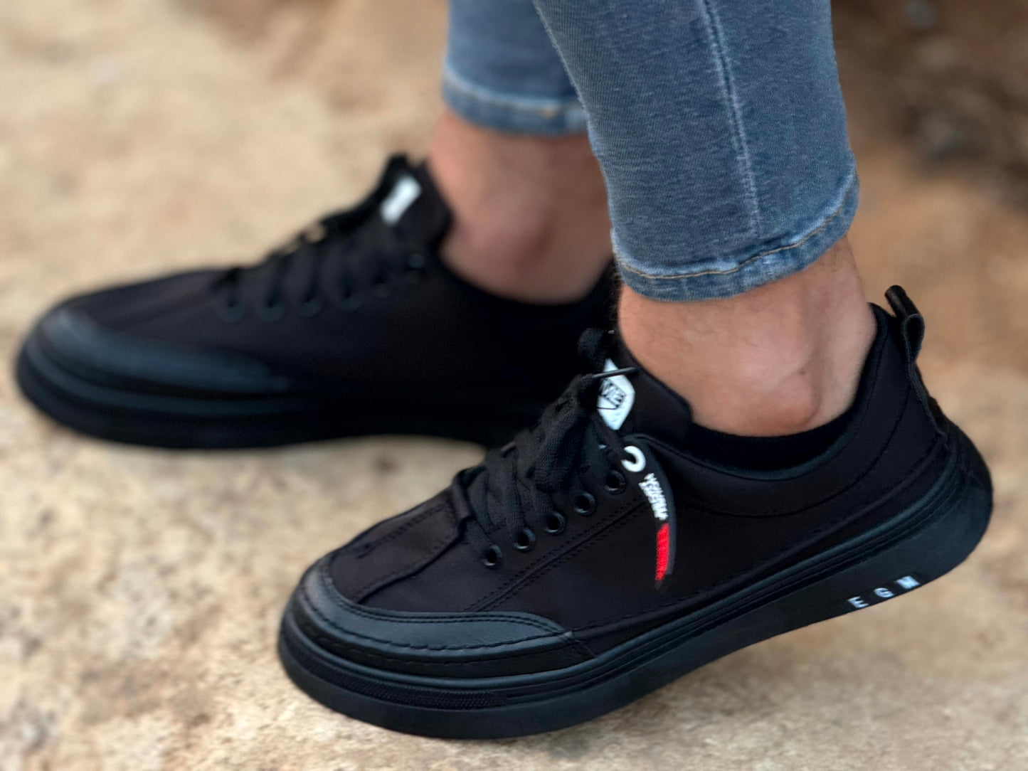 New sneakers fashion black black