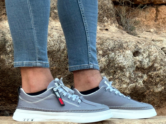 New sneakers fashion grey white