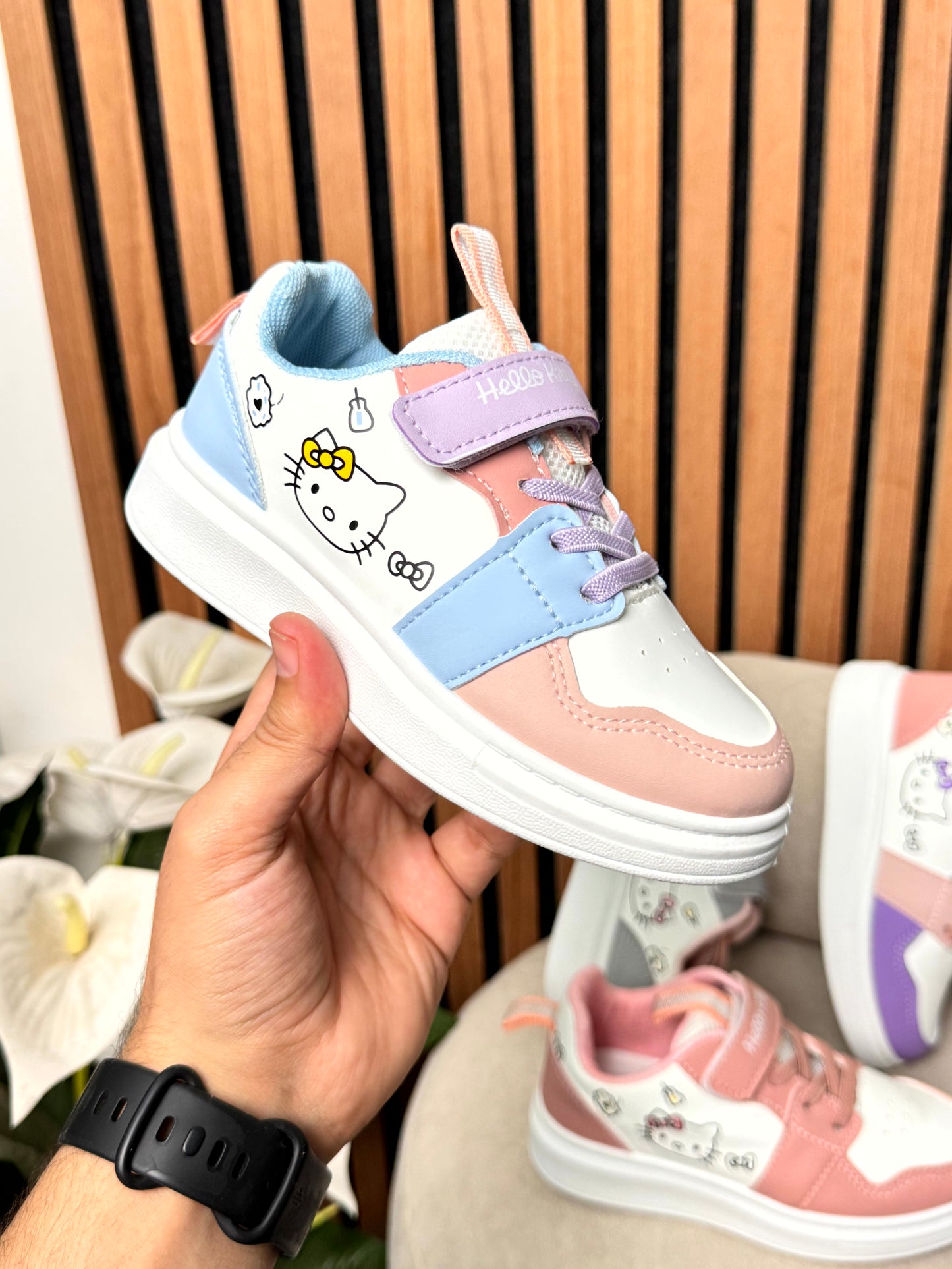 hello kitty pink blue