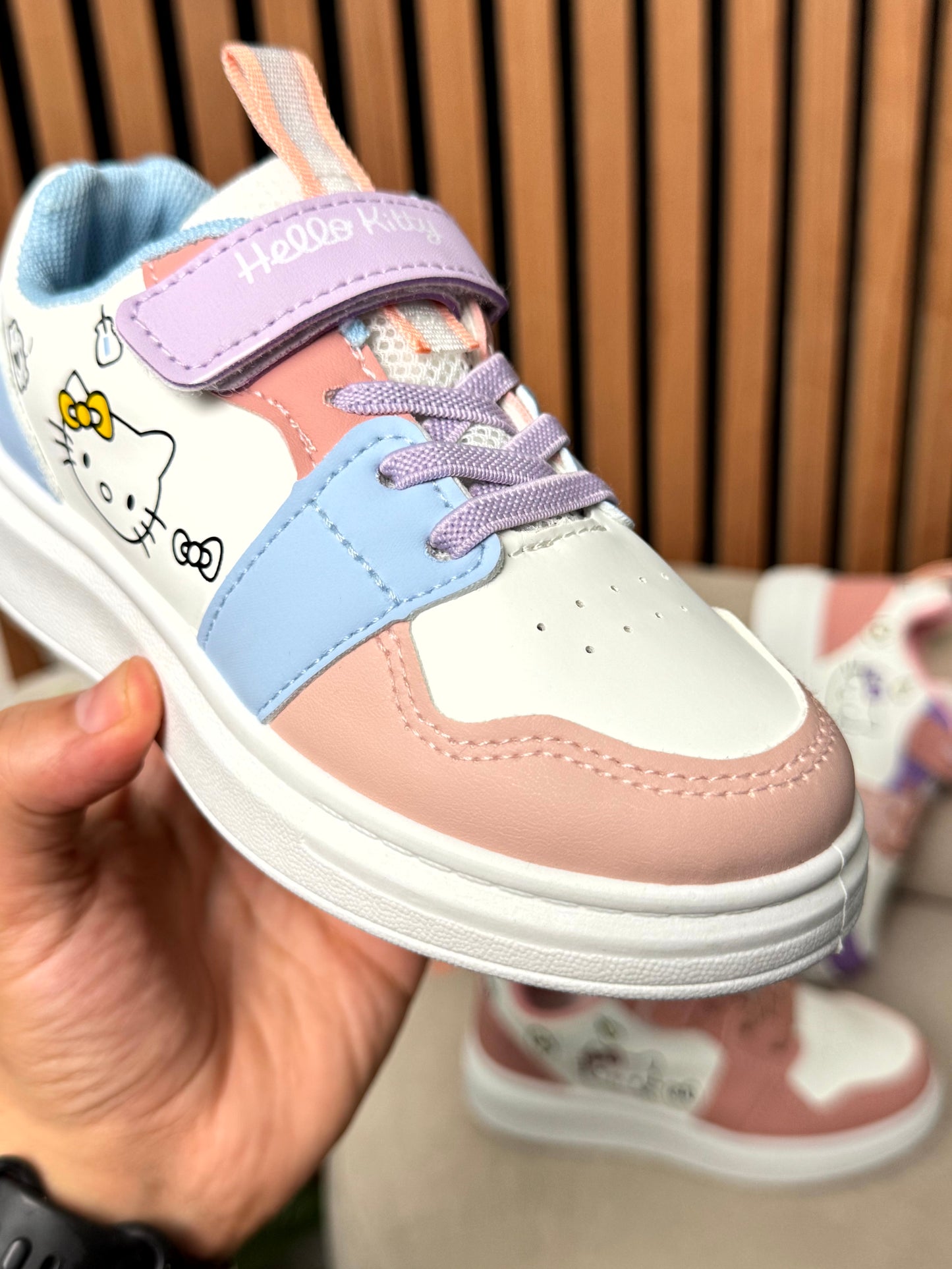 hello kitty pink blue