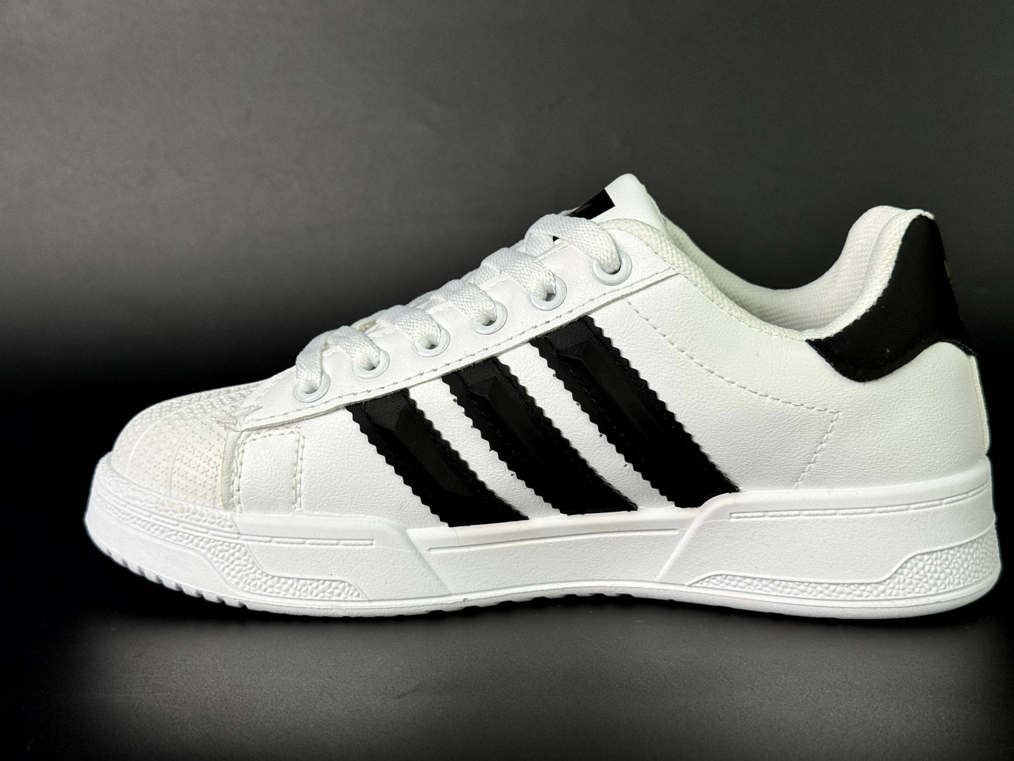 Adidas superstar 36 - 40 white/black