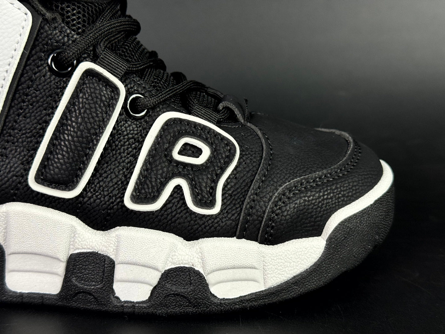 Nike air uptempo new black