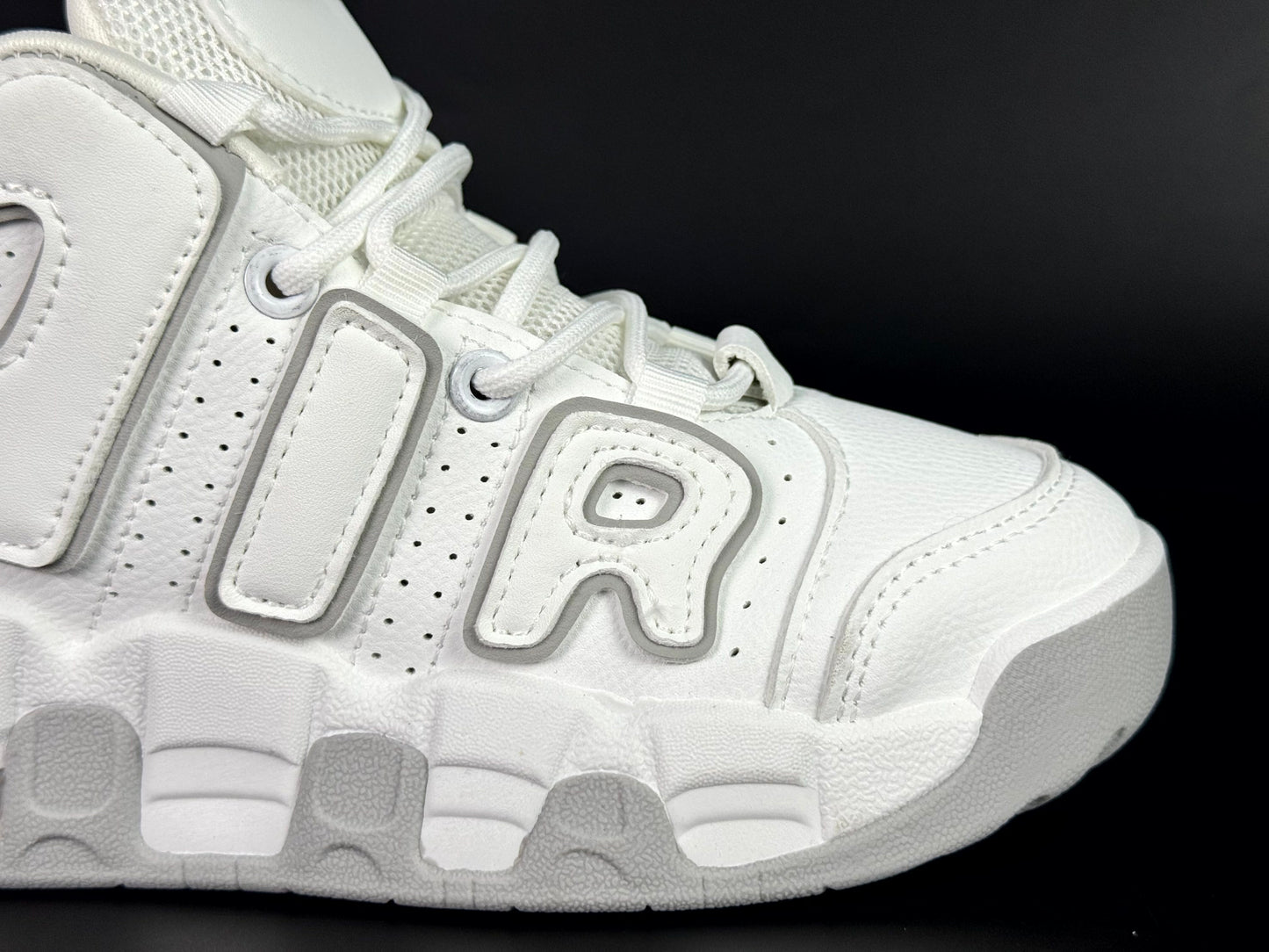 Nike air uptempo white/grey