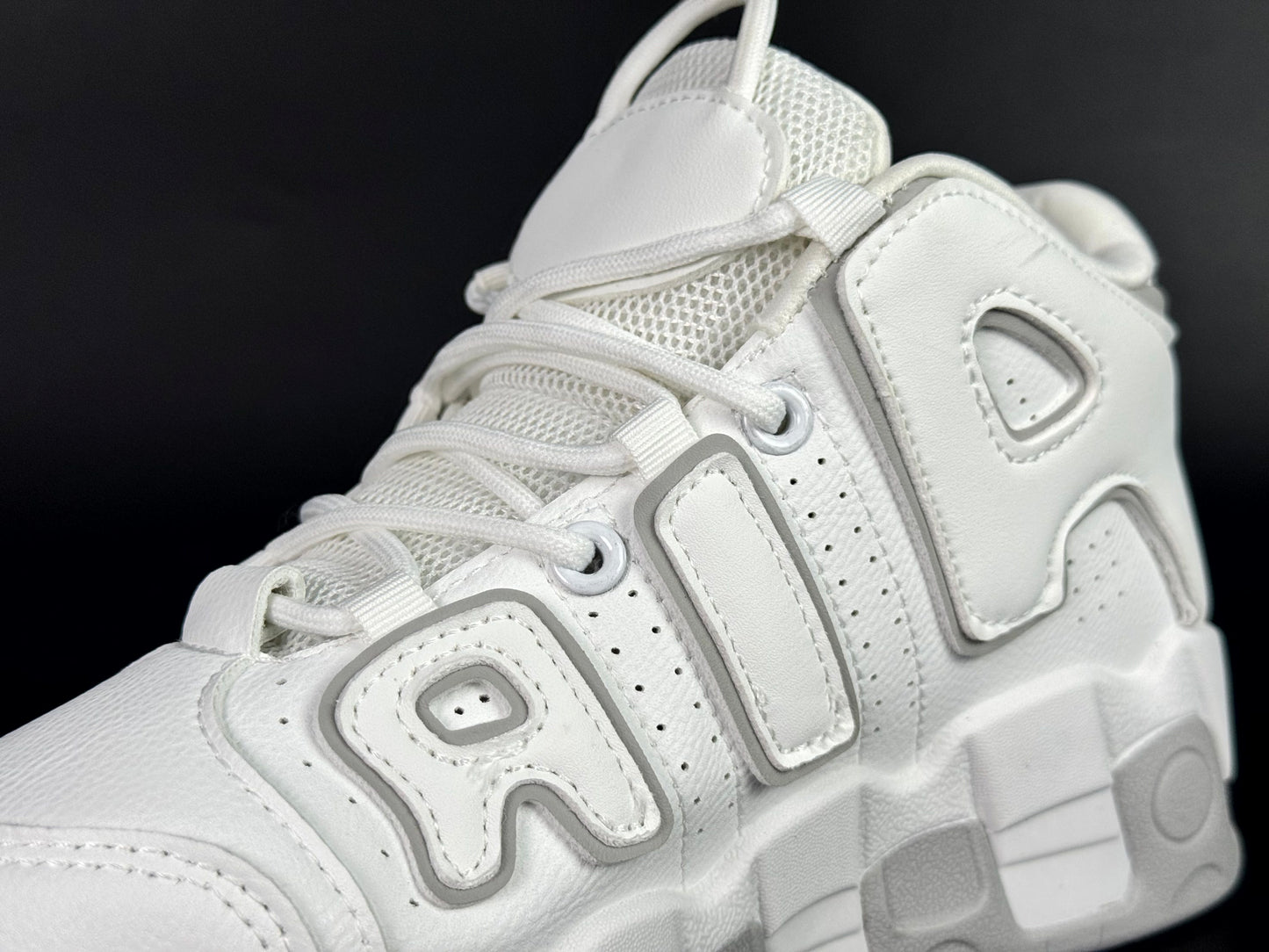 Nike air uptempo white/grey