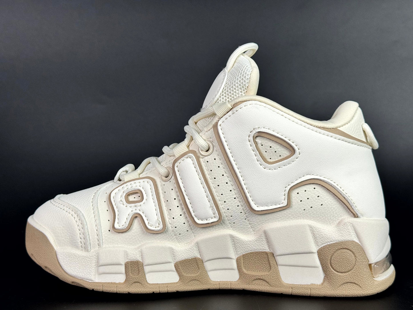 Nike air uptempo beige