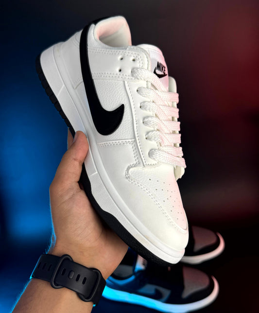 Nike dunk low white new version *